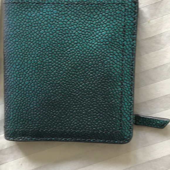 BRAND NEW FOSSIL WALLET - Picture 4 of 4